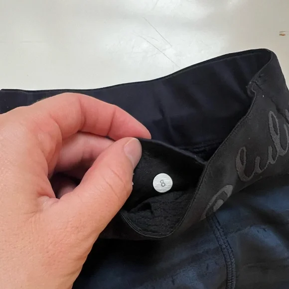 lululemon athletica womens Navy Striped Shorts - Picture 2 of 3